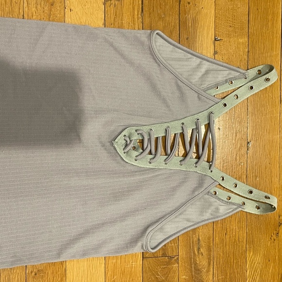 LF STORES Furst of a kind Vintage Criss Cross Hole Top - Picture 2 of 5